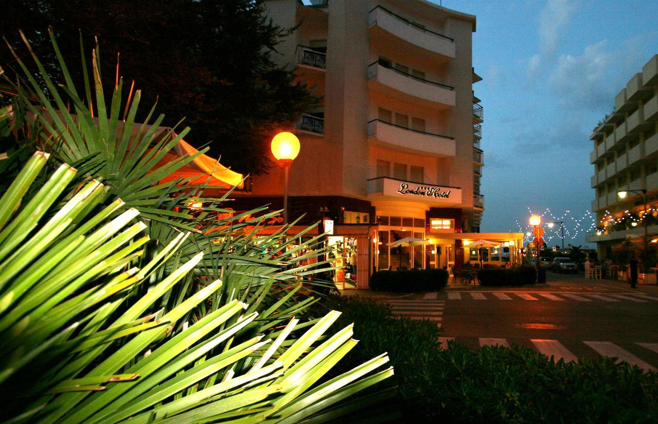Hotel London Cattolica Dış mekan fotoğraf