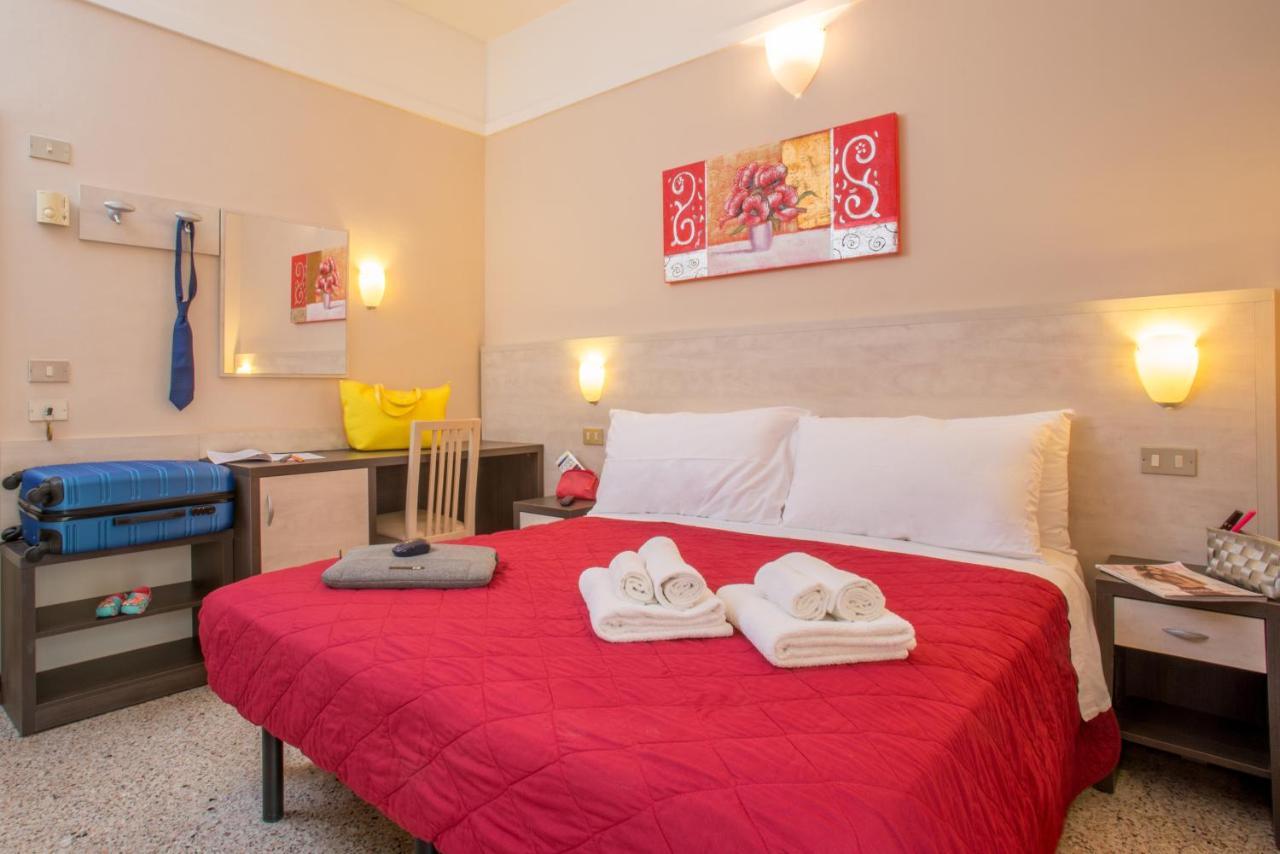Hotel London Cattolica Dış mekan fotoğraf