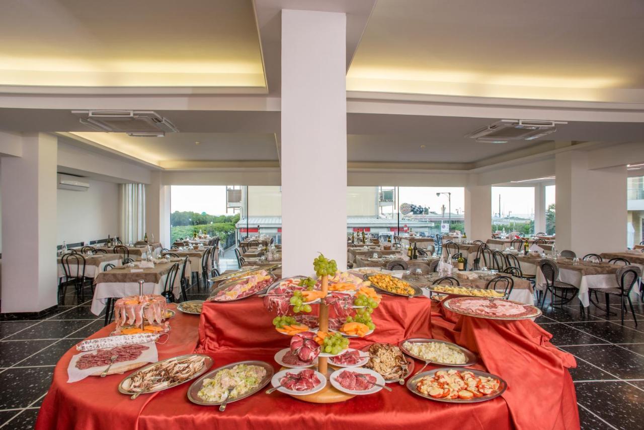 Hotel London Cattolica Dış mekan fotoğraf